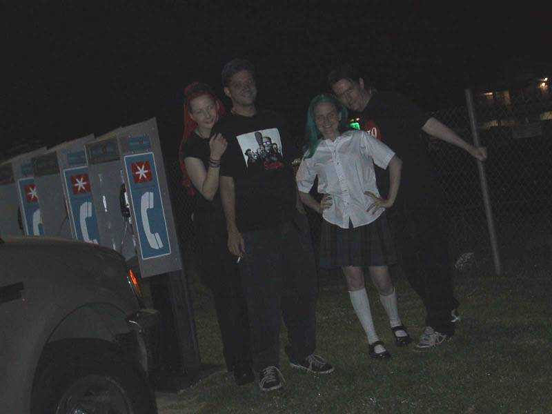 001-en_route_w_payphones