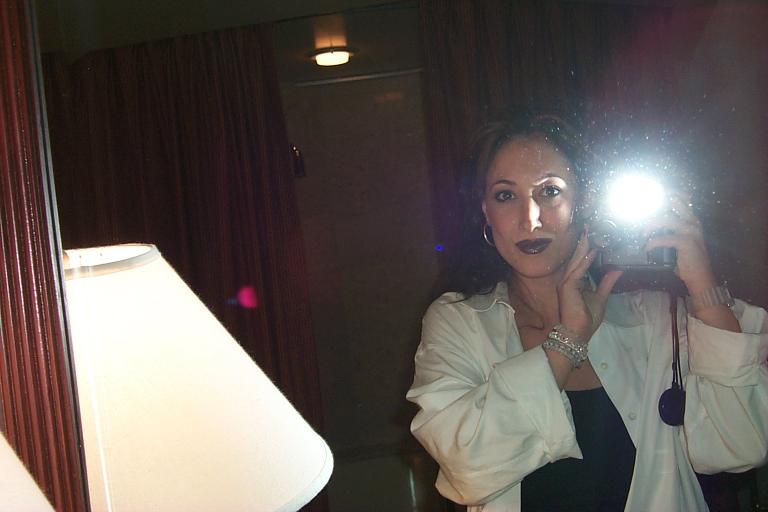 deb_mirror.jpg